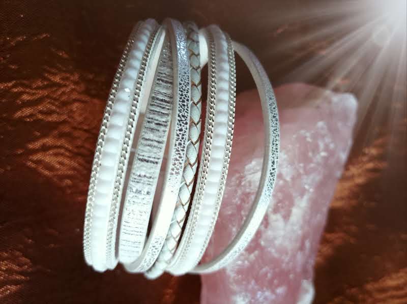 Bracelet cuir-simili cuir