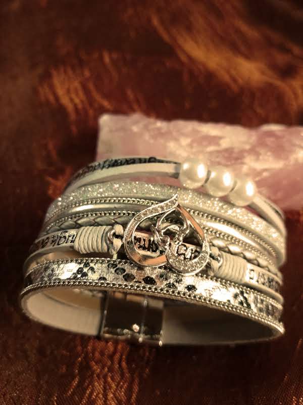 Bracelet cuir-simili cuir