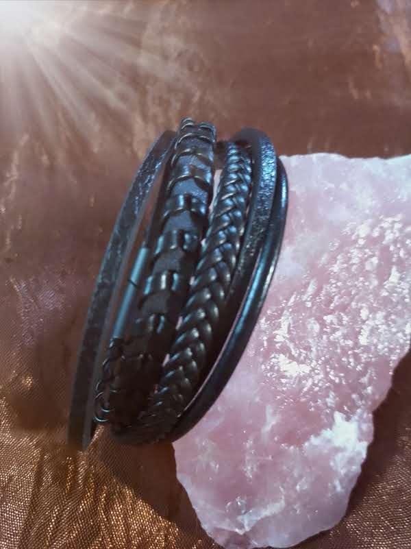 bracelet en cuir noir de 21 cm